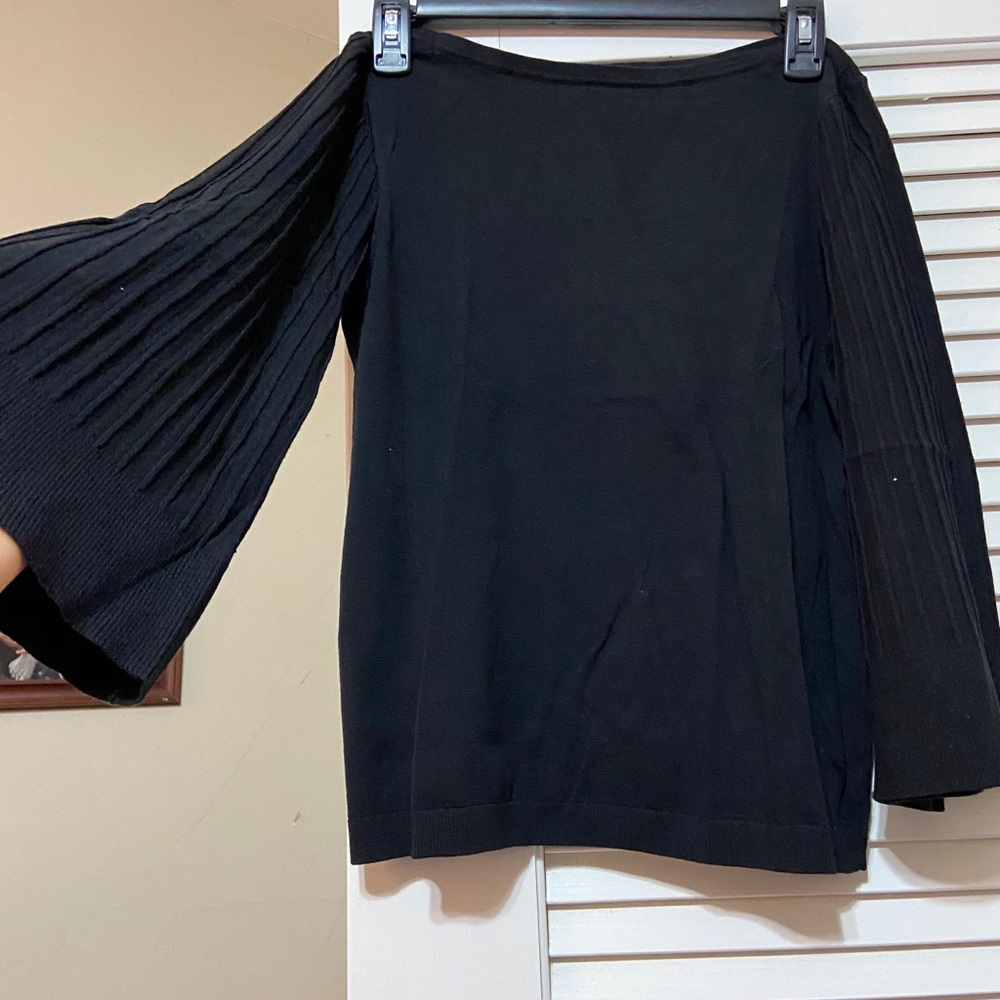 Boat neck sweater